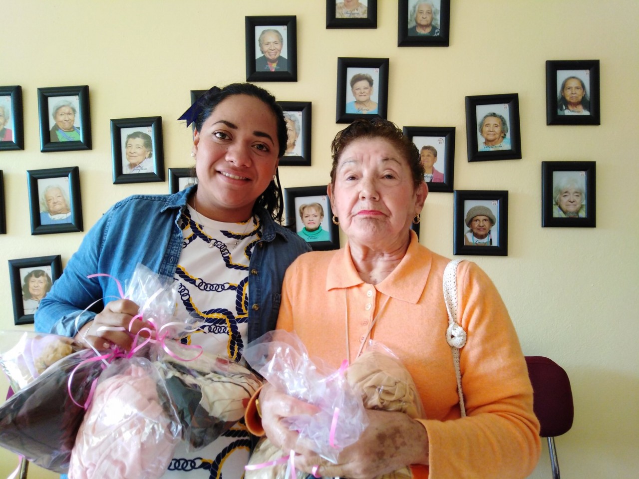 Abril y Vive Esmeralda en Casa Betti