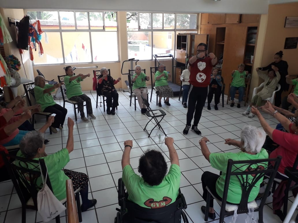 Activación Física y Mental con las Damas Betti