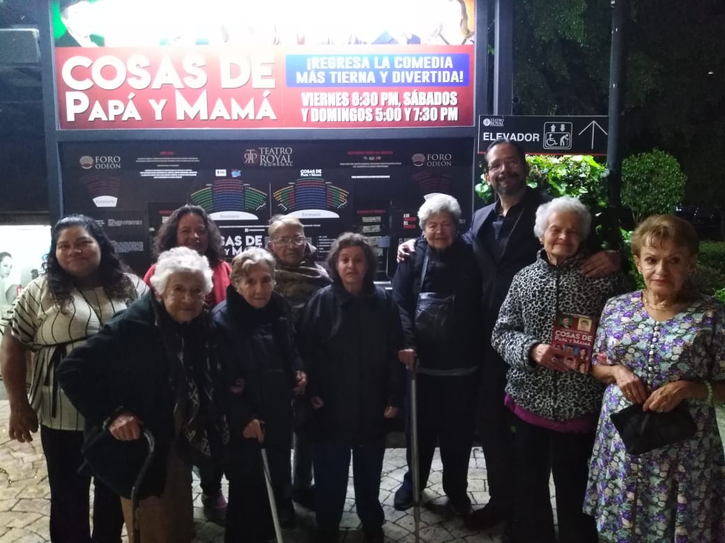 Las Damas Betti visitaron el Teatro Royal Pedregal